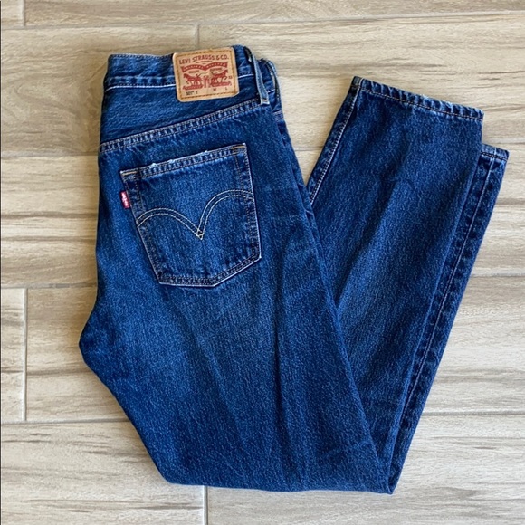 womens levis 504 tilted jeans